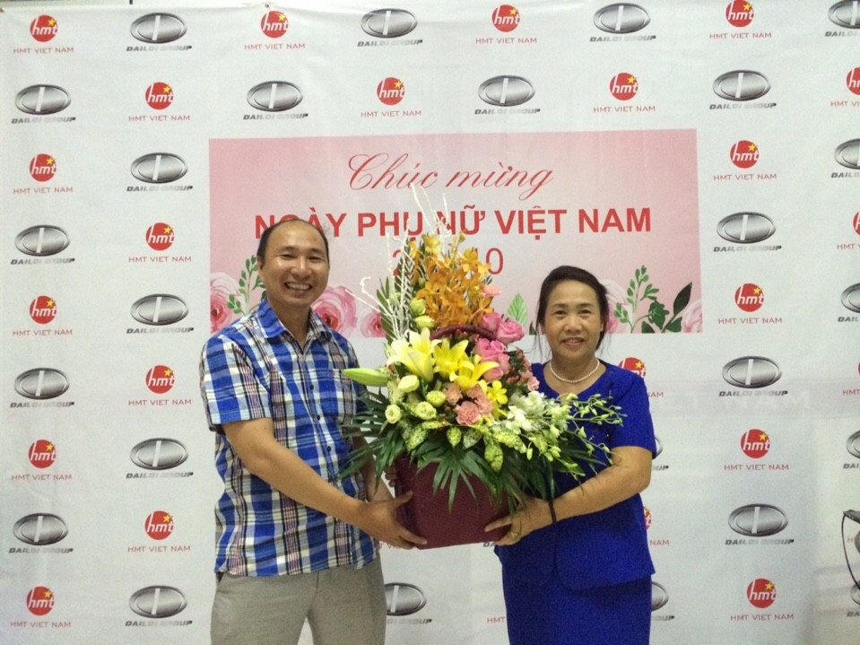 20/10 Tưng Bừng Cùng HMT Việt Nam
